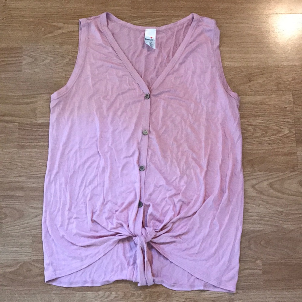 Dusty pink button tank